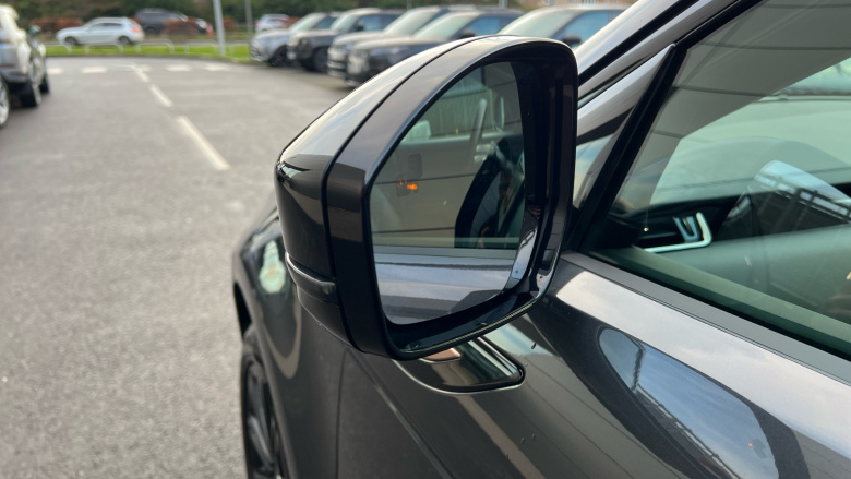 Land Rover Range Rover Evoque 2.0 D200 Autobiography 5dr Auto [Revised] Diesel Hatchback